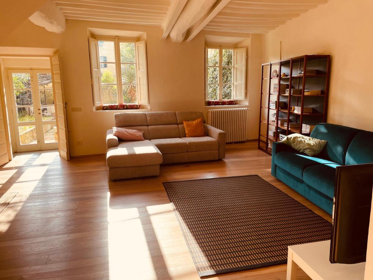 Appartement Giardino Dei Borghi à Lucques Extérieur photo