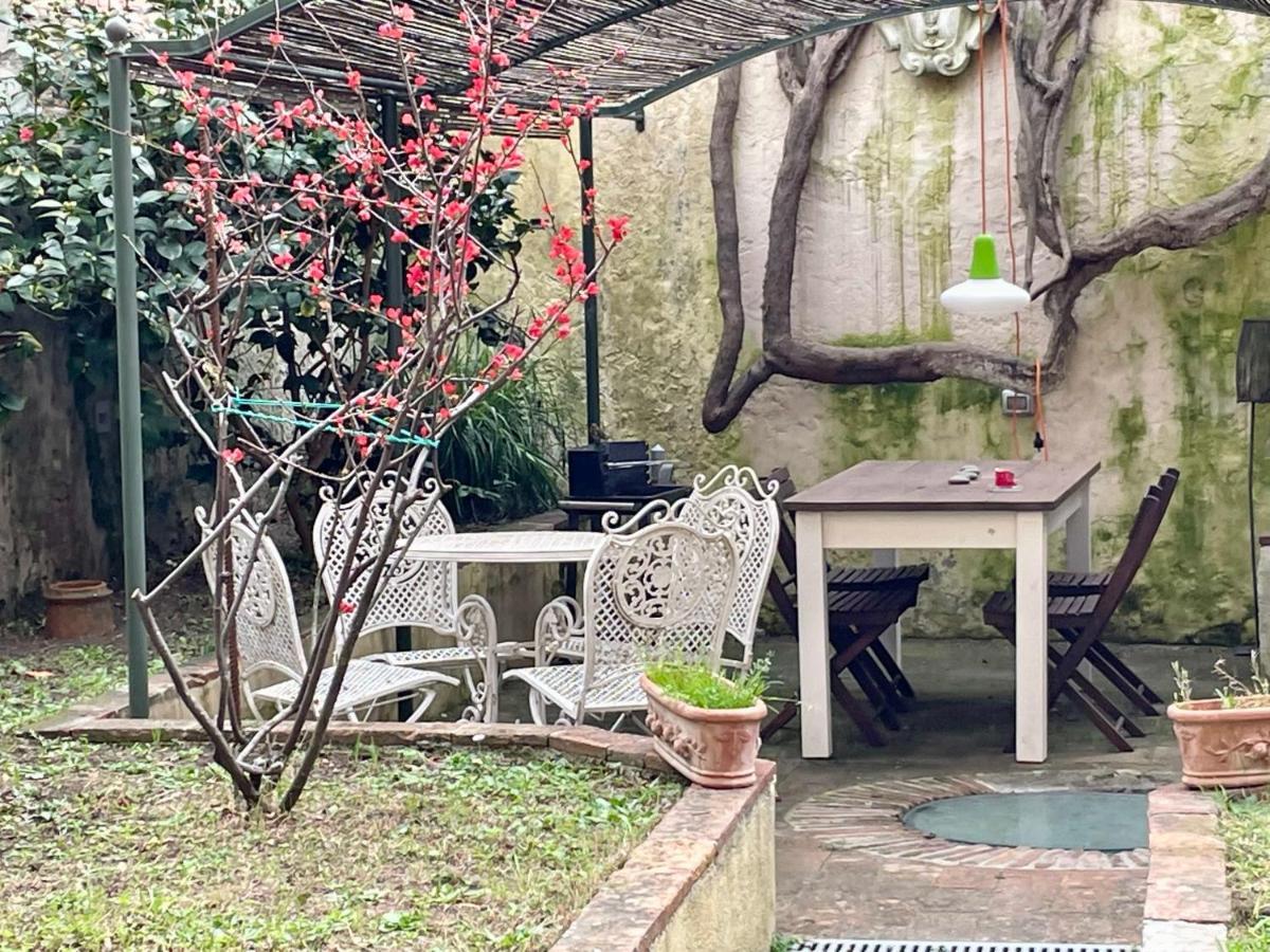 Appartement Giardino Dei Borghi à Lucques Extérieur photo